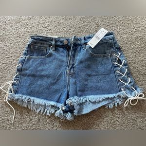 Pacsun side tie up short